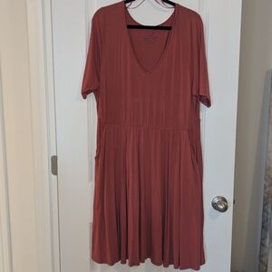 Torrid Super Soft Knit V-Neck Short Sleeve Dress Size 2X